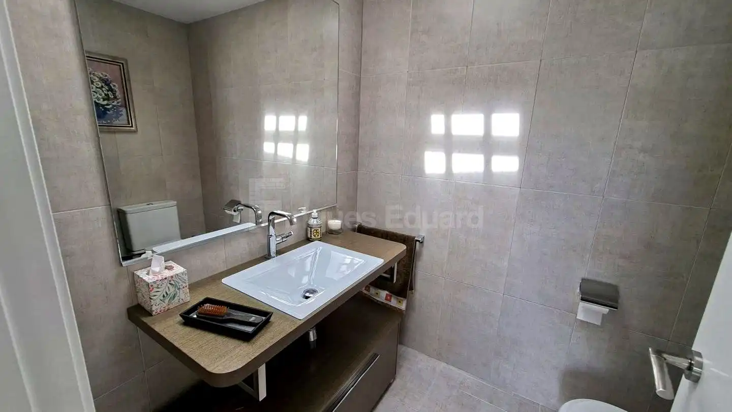 Baño de Casa o chalet en venta en Argentona con Calefacción, Jardín privado y Piscina