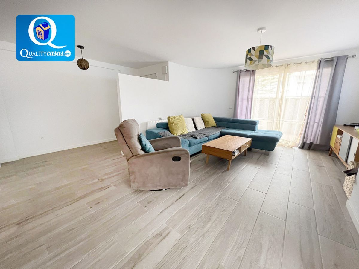 Living room of House or chalet for sale in Mutxamel  with Air Conditioner, Heating and Parquet flooring