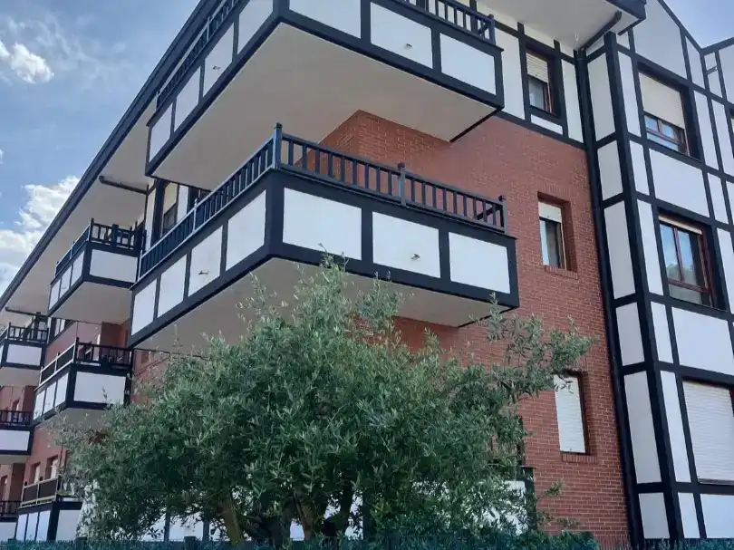 Exterior view of Flat for sale in Alonsotegi  with Balcony