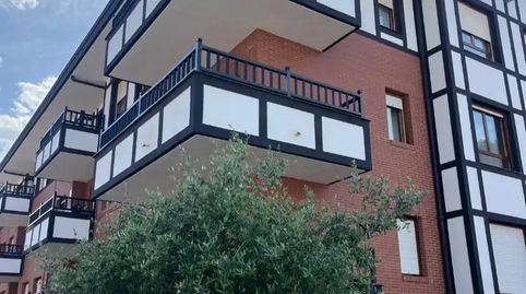 Foto 2 de Piso en venta en Loibeberri Kalea, 23, Alonsotegi, Bizkaia