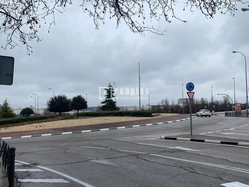 Local en venta en Alcobendas