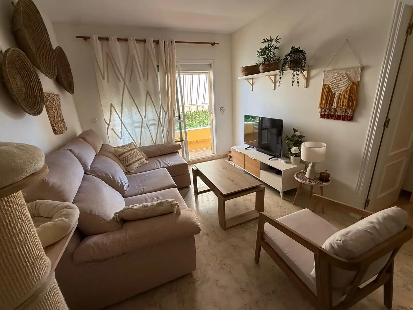 Sala de estar de Piso en venta en Torrox con Aire acondicionado y Terraza