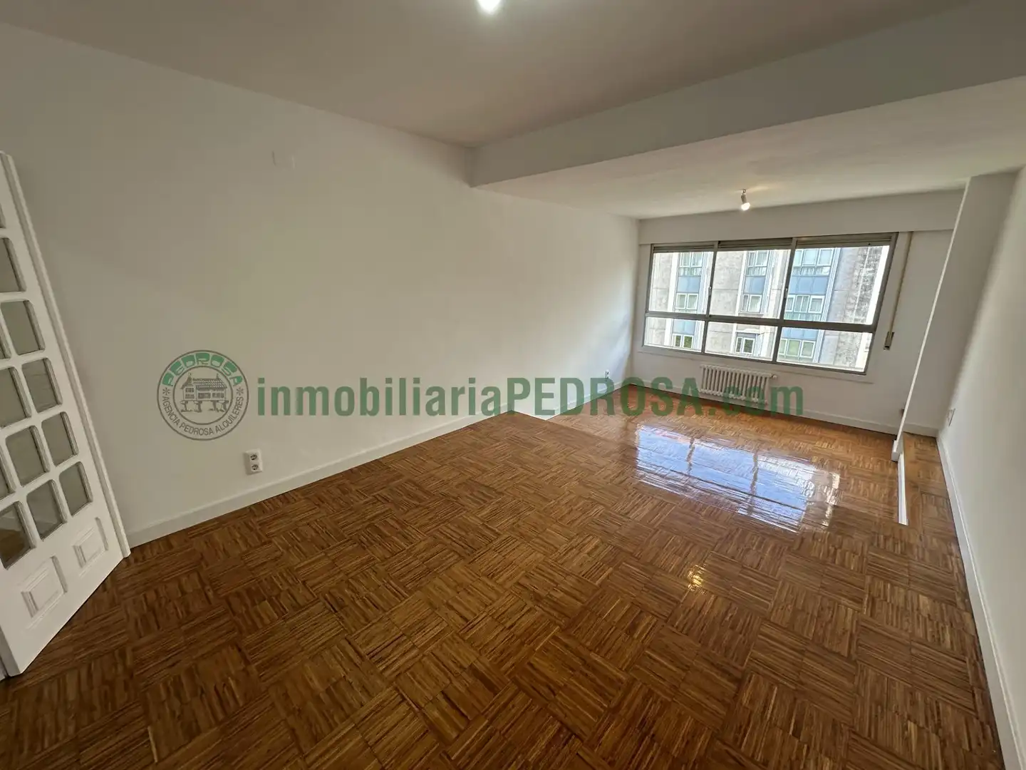 Flat for rent in Avenida AUGUSTO GARCIA SANCHEZ, Zona de Plaza de Barcelos