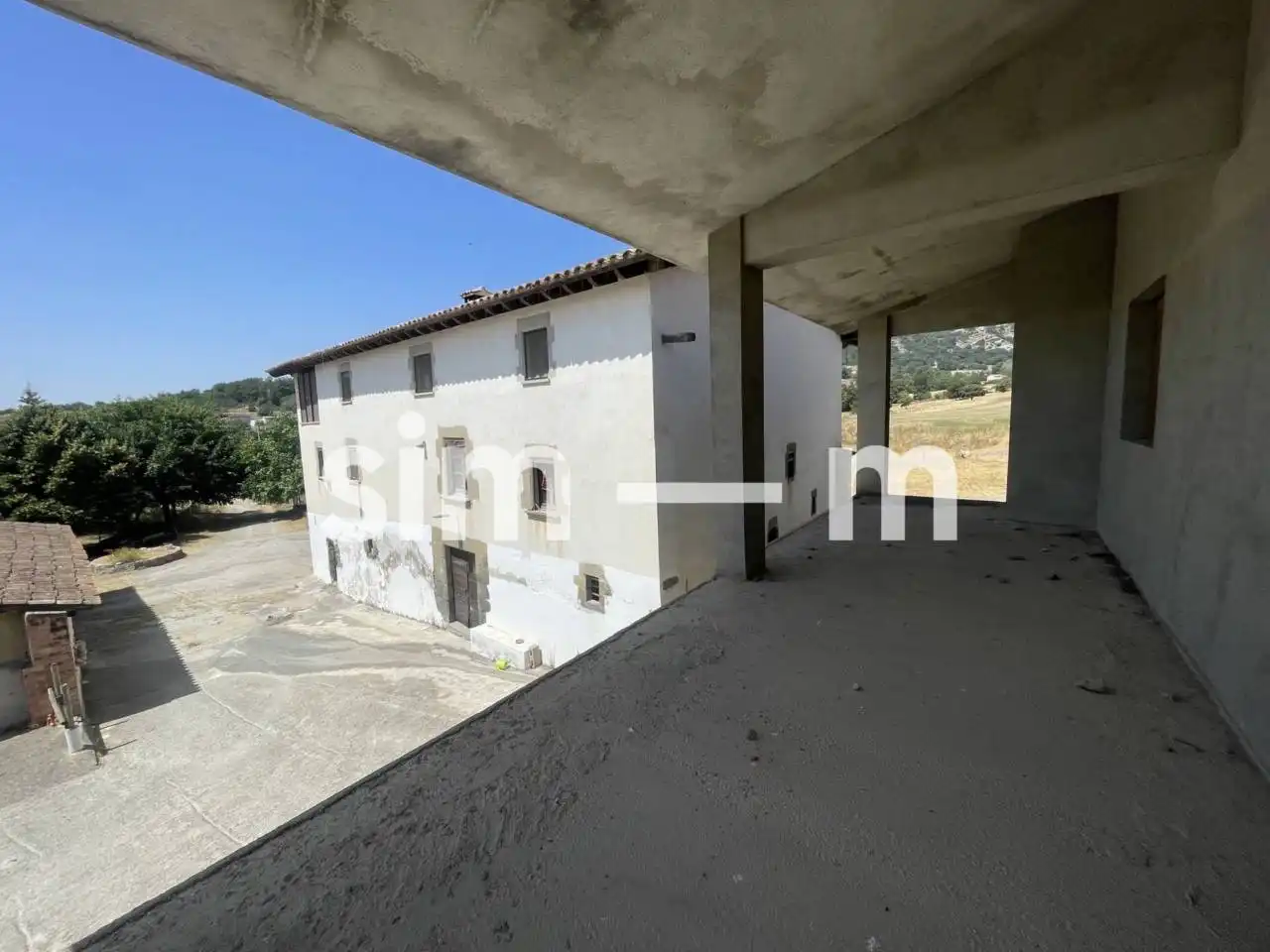 Vista exterior de Finca rústica en venda en Sant Pere de Torelló amb Jardí privat i Terrassa