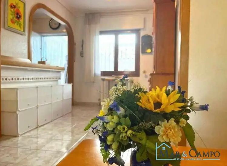 Casa adosada en venta en Los Alcázares con Aire acondicionado, Jardín privado y Amueblado