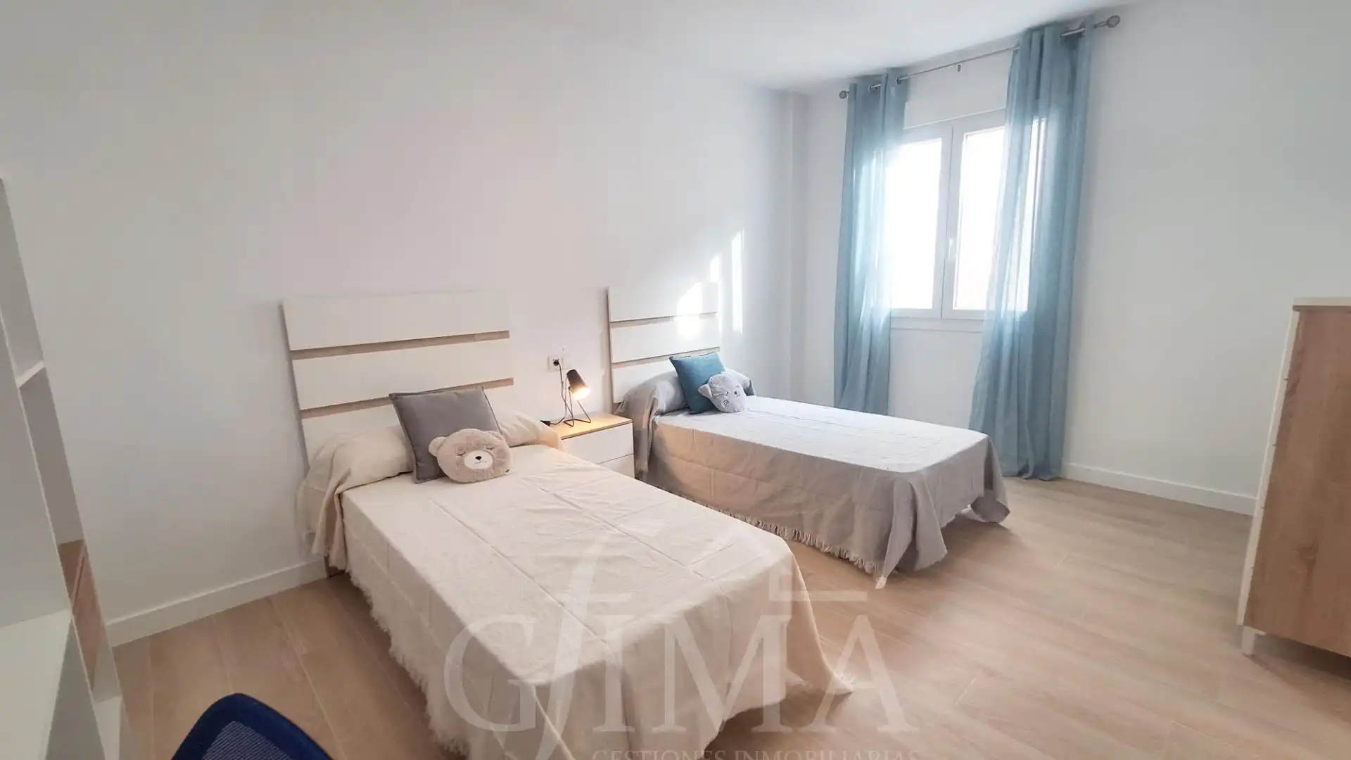 Bedroom of Detached homes for sale in Tomelloso  with Air Conditioner, Heating and Terrace