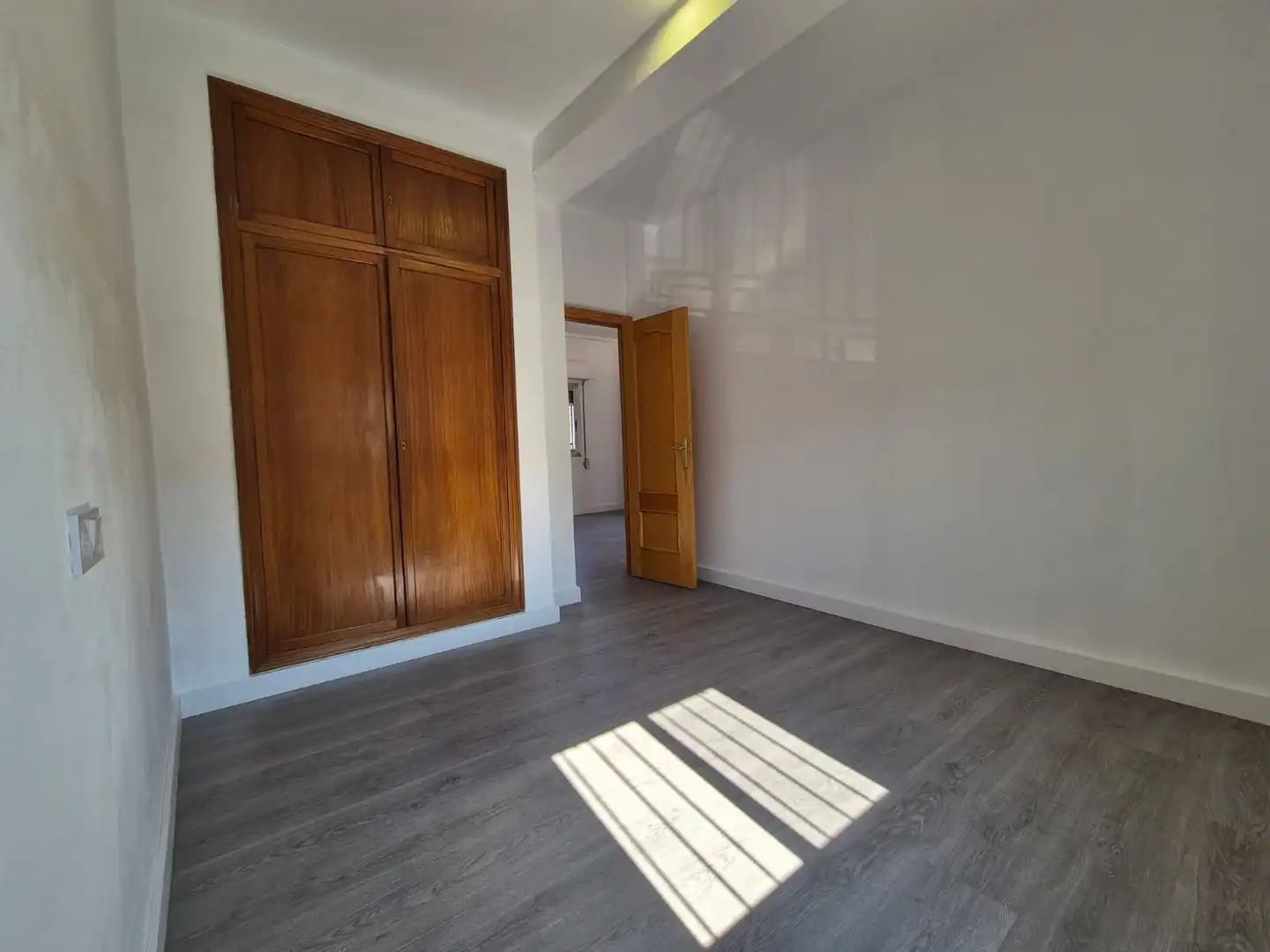 Habitación de Casa o chalet en venta en Gilet con Aire acondicionado, Terraza y Balcón