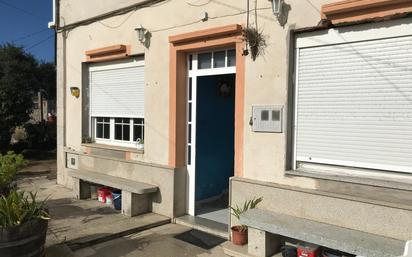 Exterior view of Single-family semi-detached for sale in A Pobra do Caramiñal