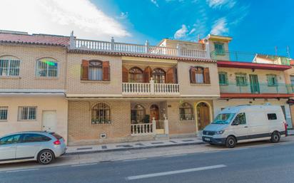 Vista exterior de Casa o xalet en venda en Málaga Capital amb Aire condicionat, Calefacció i Jardí privat