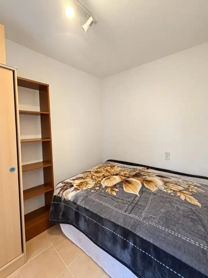 Schlafzimmer von Erdgeschoss zum Verkauf in Madrid mit Heizung