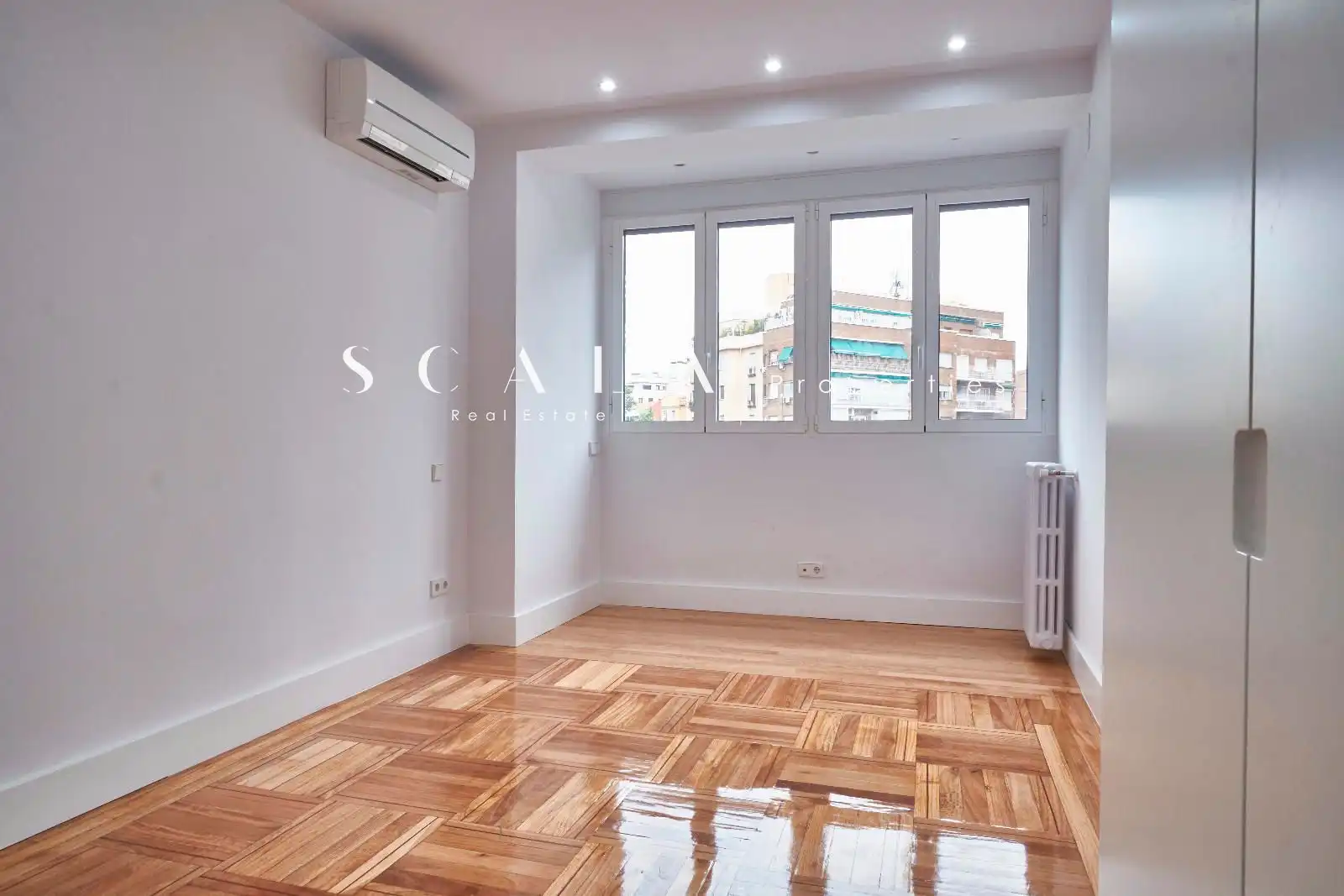 Piso con ascensor en venta en Conde de Peñalver, imagen 13