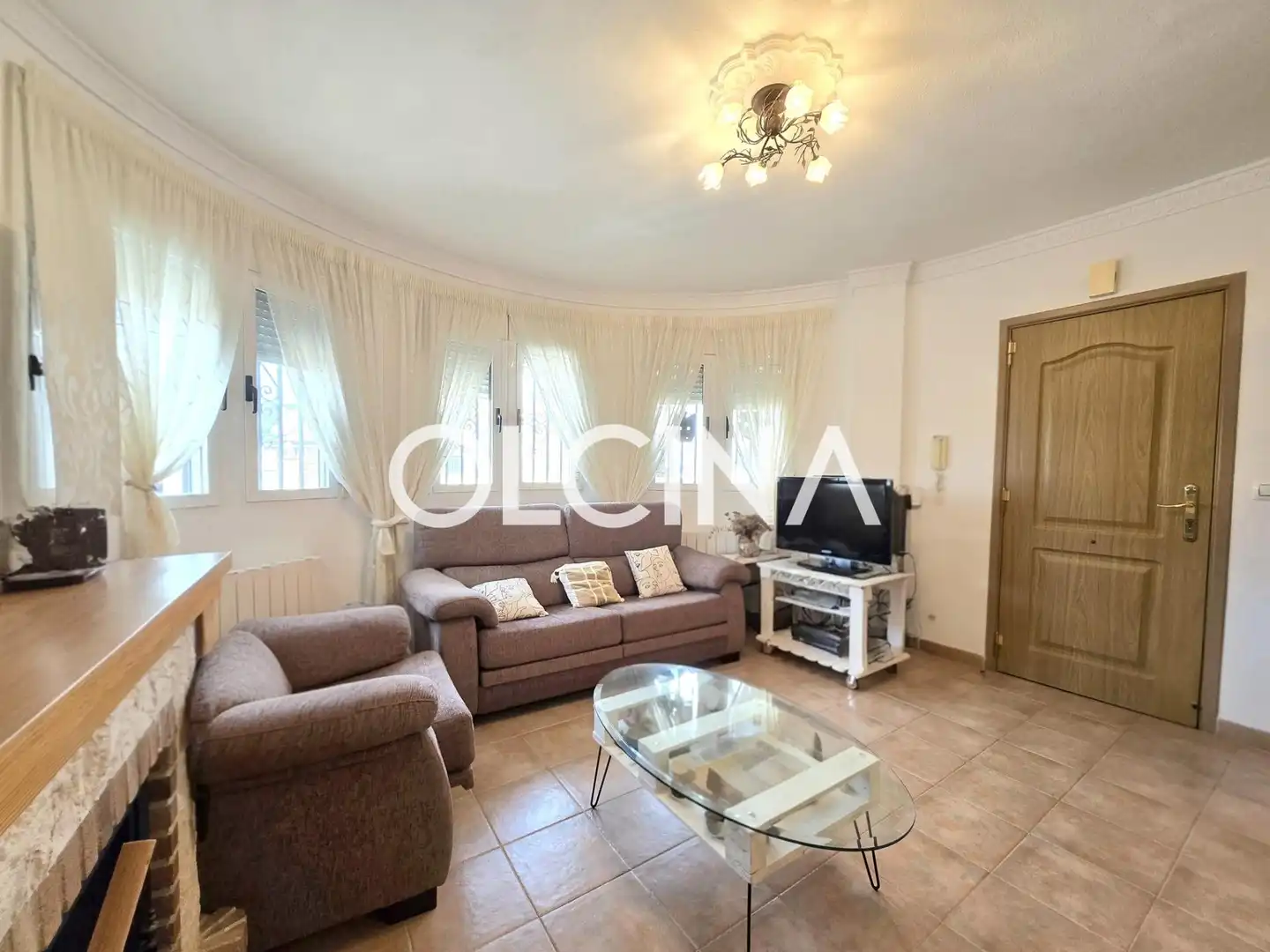 Sala de estar de Casa o chalet en venta en Castalla con Calefacción, Jardín privado y Terraza
