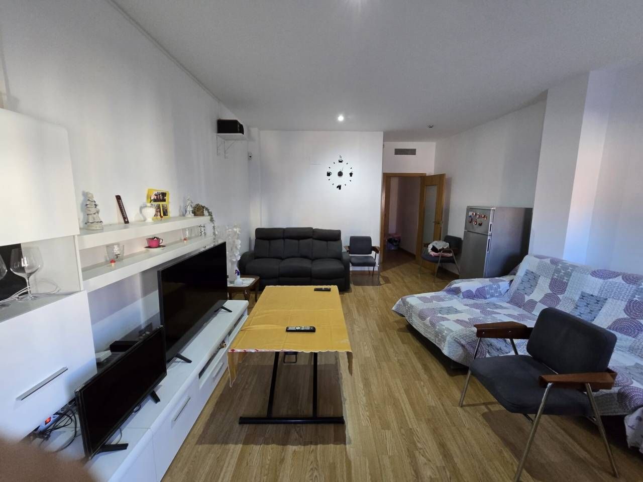 Wohnzimmer von Wohnung zum verkauf in Villatobas mit Klimaanlage, Heizung und Terrasse