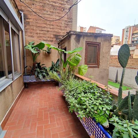 Piso en Venta en Carrer de la Indústria en El Camp de l'Arpa del Clot