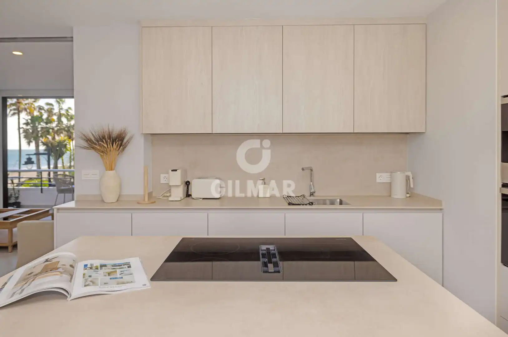 Cuina de Apartament en venda en Estepona amb Balcó