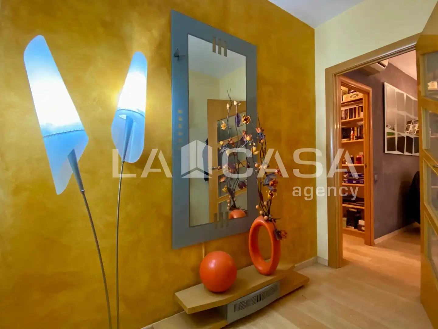 Piso en venta en Santa Coloma de Gramenet con Balcón