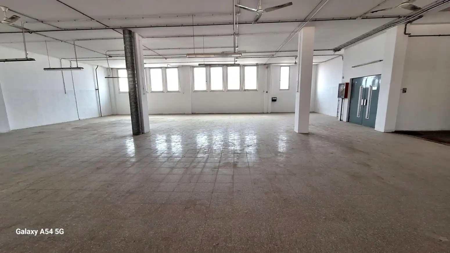 Fabrikhallen zur Miete in Mataró