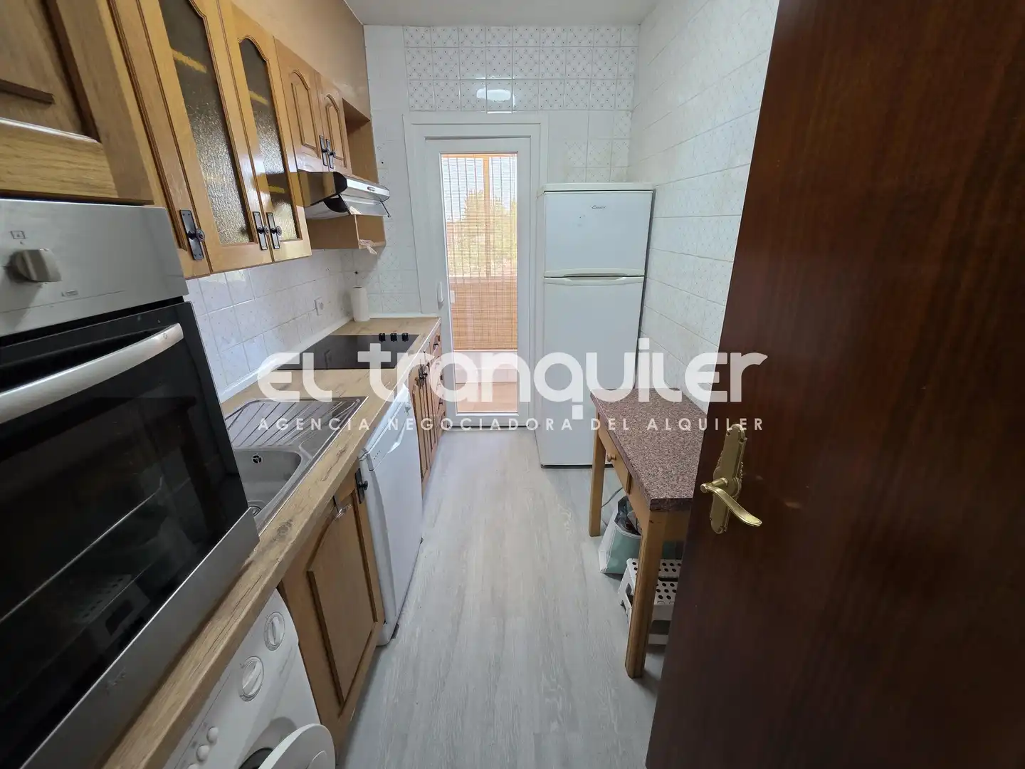 Kitchen of Flat for rent in Madrid  with Air Conditioner, Terrace and Furnished