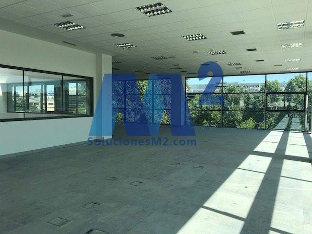 Oficina en Alquiler en Zona Industrial