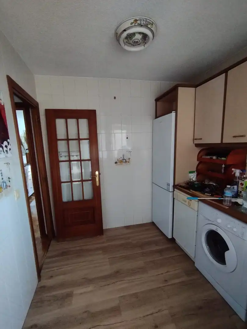 Flat for rent in Calle de la Virgen de Aránzazu, 33, Tres Olivos - Valverde