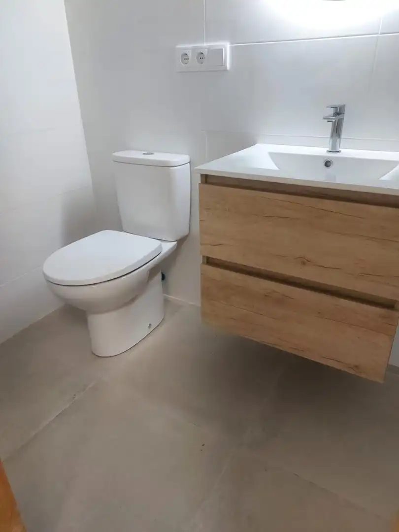 Local comercial en alquiler en Vall d'Alba, imagen 5