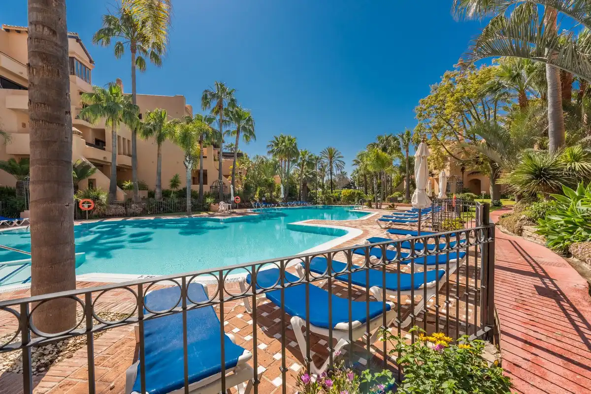Garten von Maisonette zum Verkauf in Marbella mit Klimaanlage, Terrasse und Gemeinschaftspool