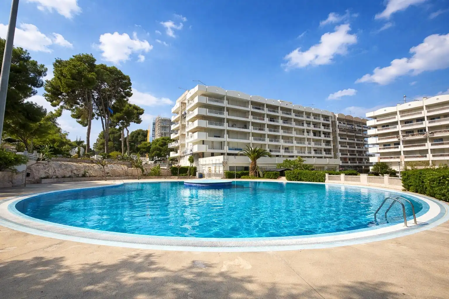 Schwimmbecken von Loft zum Verkauf in Salou mit Terrasse und Gemeinschaftspool