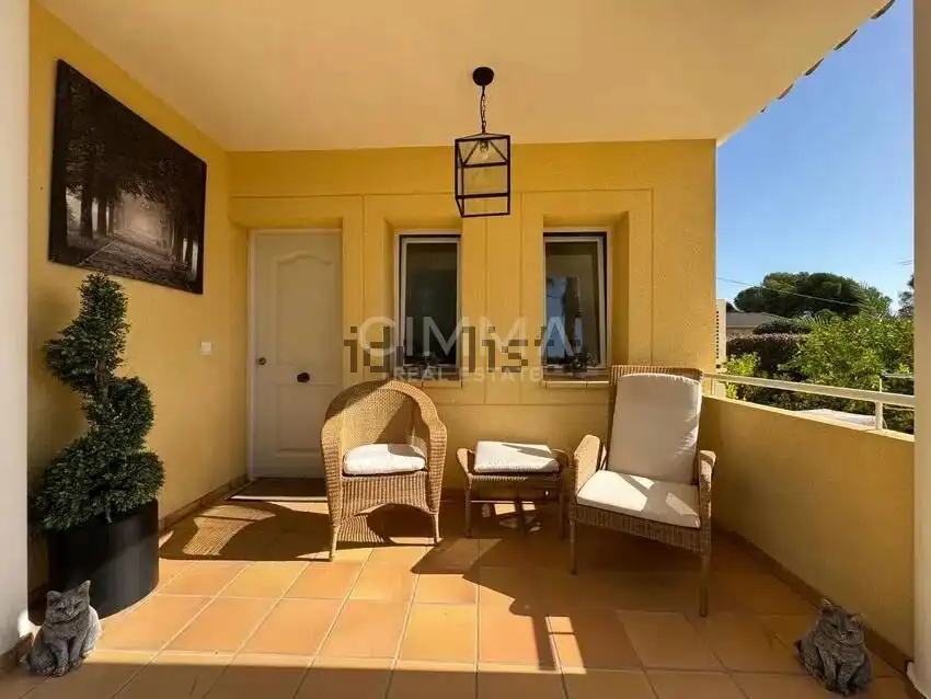 Terrassa de Casa o xalet en venda en La Nucia amb Aire condicionat, Calefacció i Jardí privat