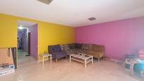 Sala d'estar de Casa adosada en venda en Telde amb Terrassa
