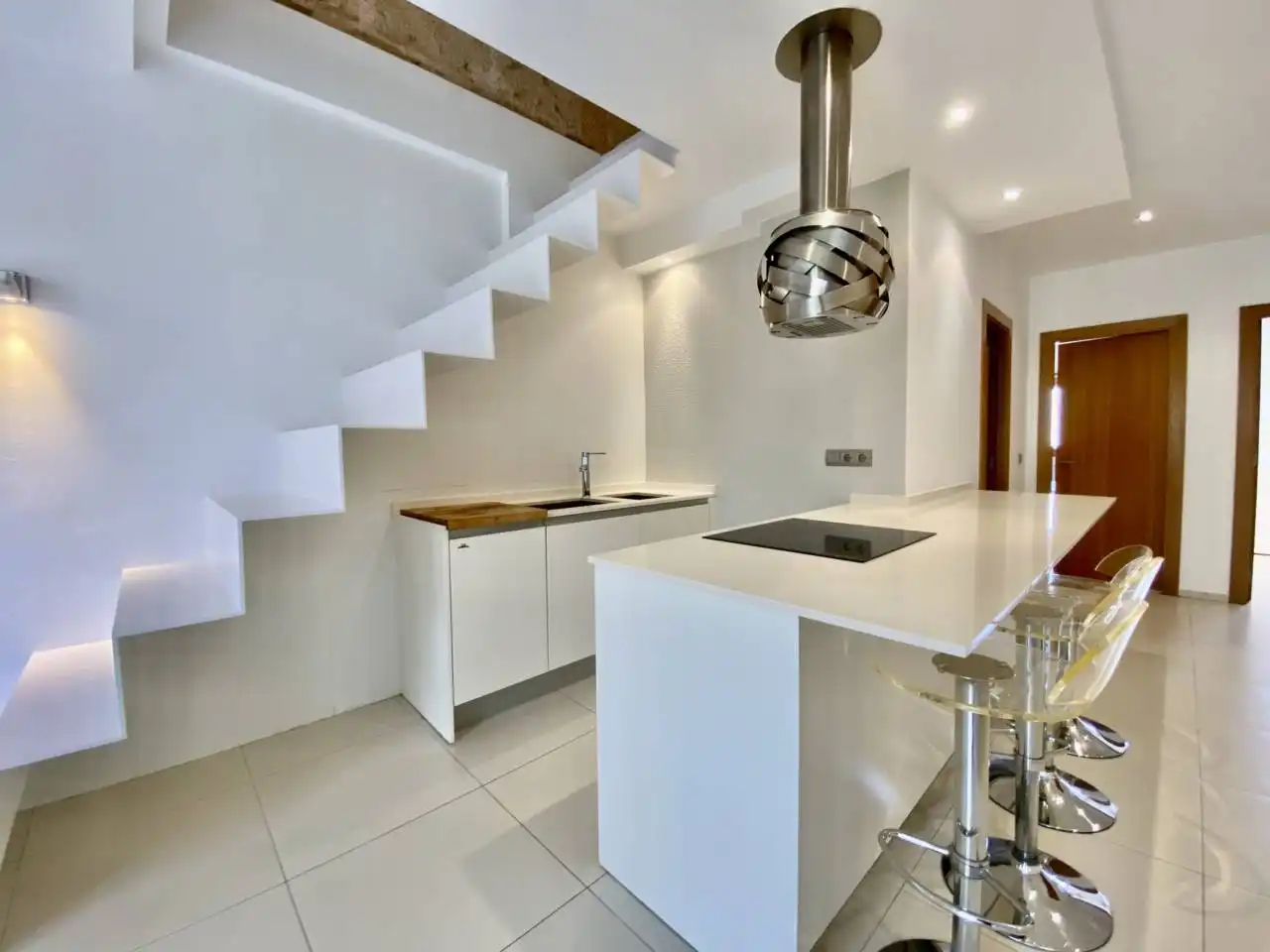 Pis de lloguer a Plaza Llorenc Bisbal, El Sindicat