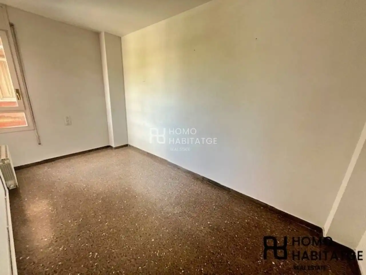 Habitación de Piso en venta en Sabadell con Calefacción y Balcón
