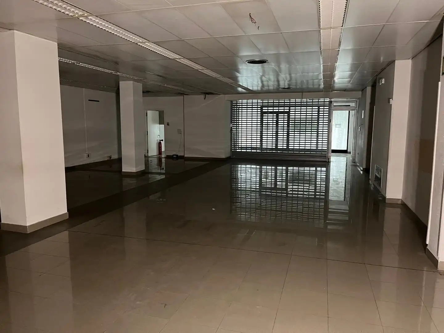 Gewerbefläche zur Miete in Calle Ample 315, imagen 5