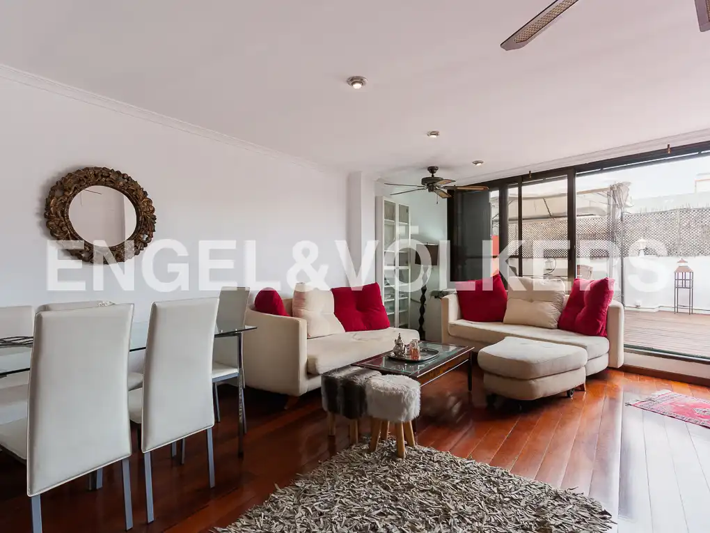 Sala de estar de Ático de alquiler en Valencia con Aire acondicionado, Calefacción y Parquet