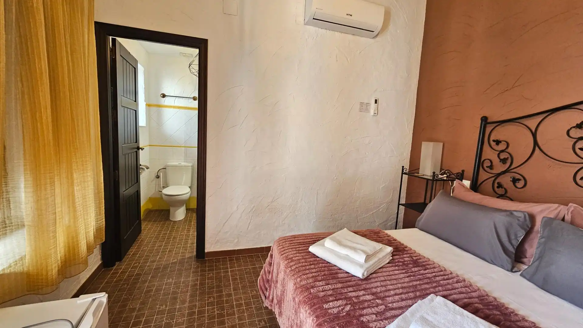 Habitación de Edificio en venta en Almodóvar del Río