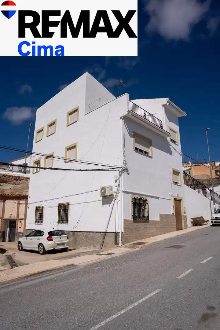 Exterior view of Houses for sale in Zújar  with Air Conditioner, Heating and Furnished