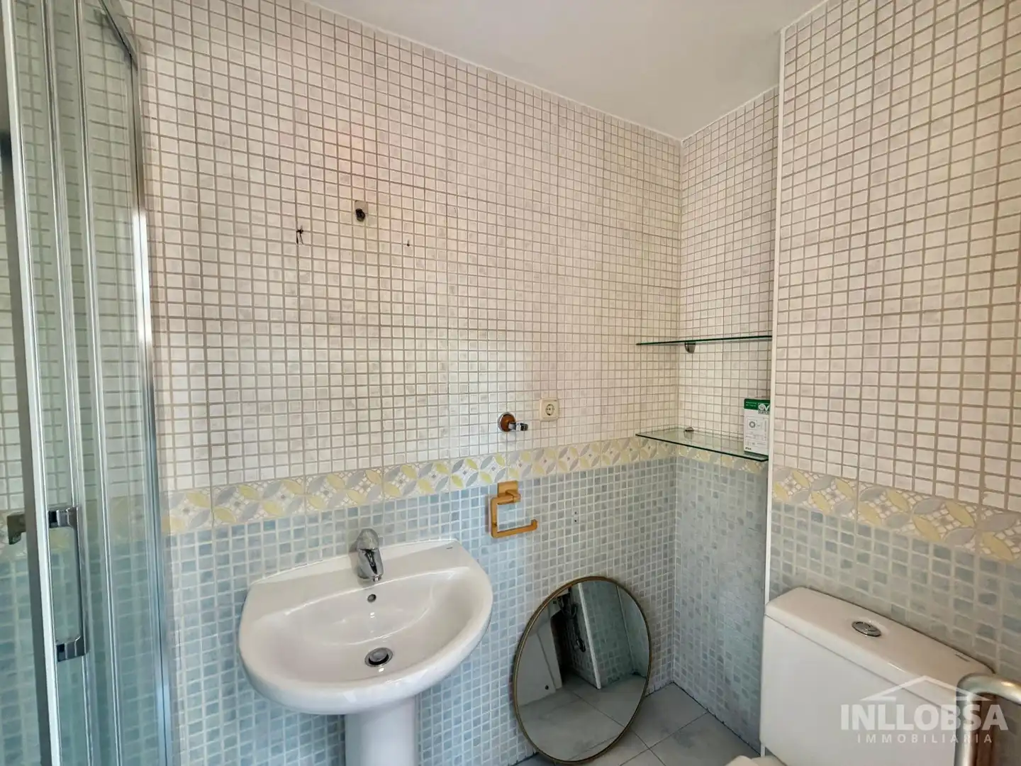 Bathroom of Attic for rent in Manresa  with Air Conditioner, Heating and Terrace