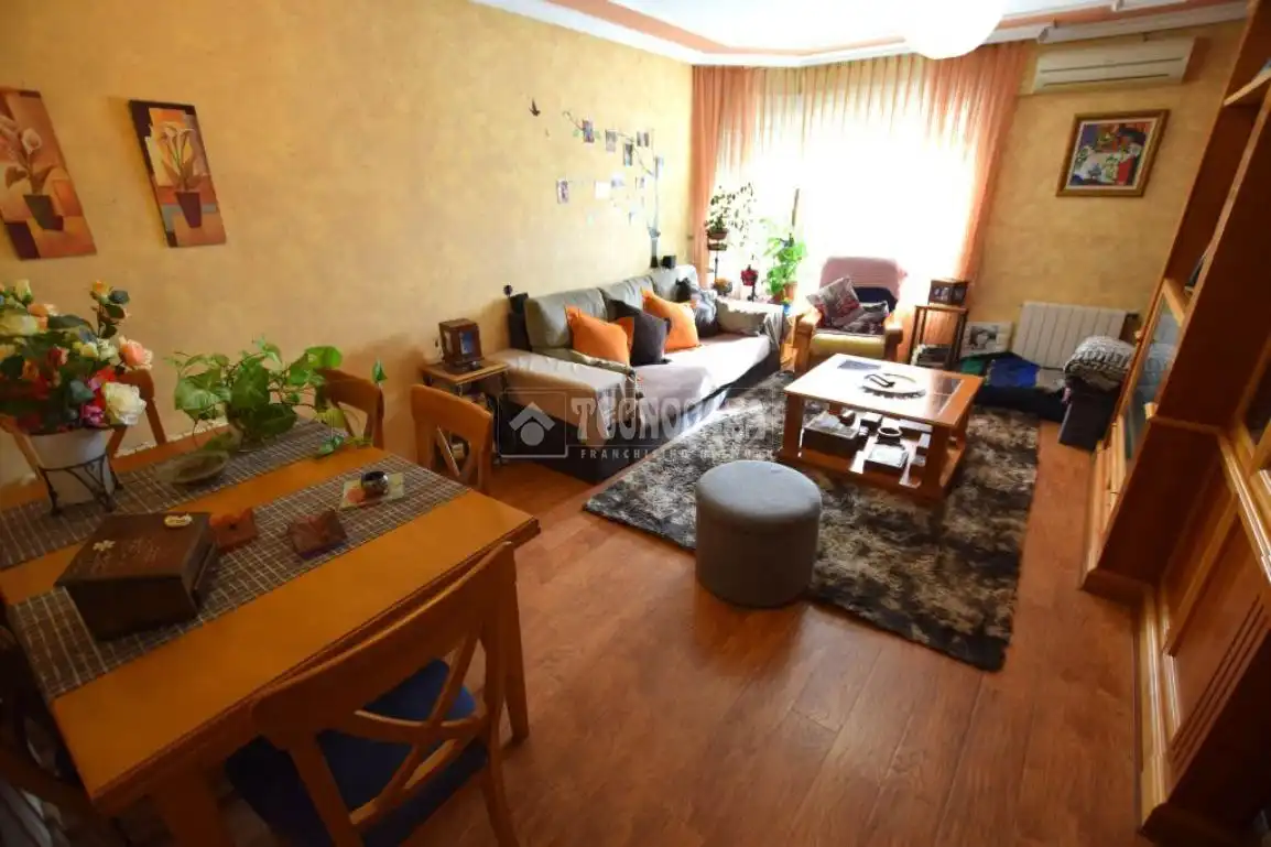 Piso en venta en Loranca