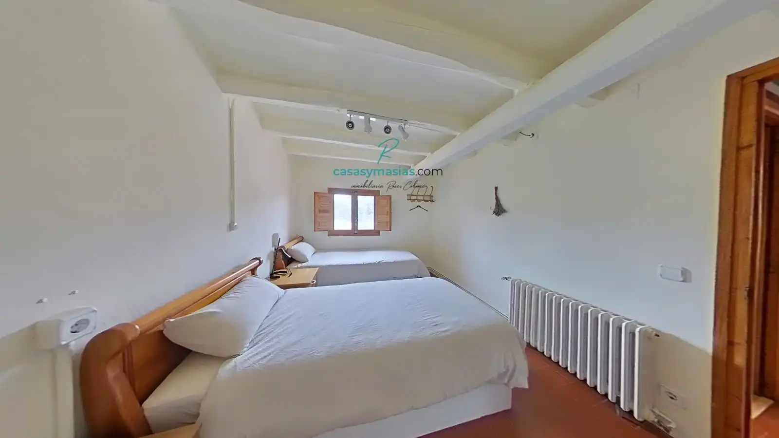 Dormitori de Finca rústica en venda en Sant Martí Sarroca amb Calefacció, Jardí privat i Parquet