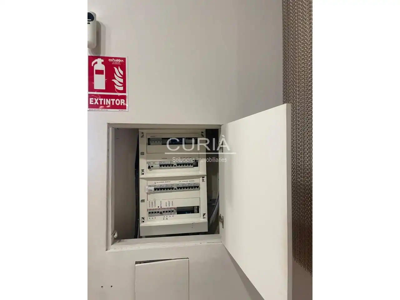 Local de lloguer a Calle Prat de la Riba, Príncep de Viana - Clot -Xalets Humbert Torres