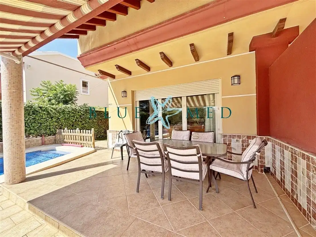 Vista exterior de Dúplex en venda en Mazarrón amb Aire condicionat, Calefacció i Jardí privat