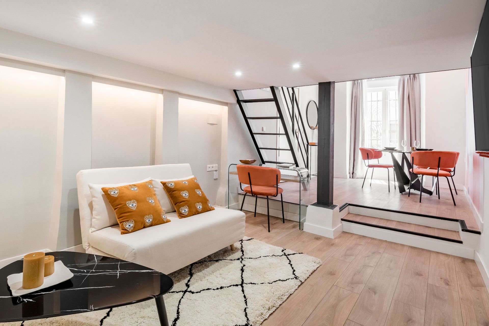 Sala d'estar de Dúplex de lloguer en  Madrid Capital amb Aire condicionat, Calefacció i Parquet