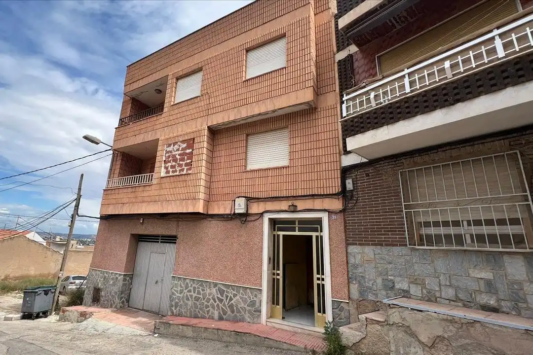 Vista exterior de Piso en venta en Murcia con Trastero
