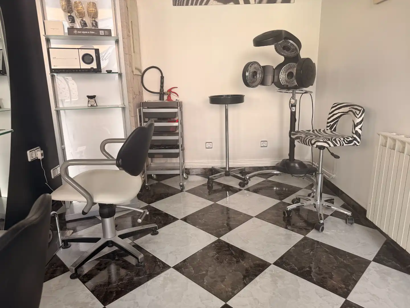 Business premises for sale in Calle Isaba 18, imagen 2