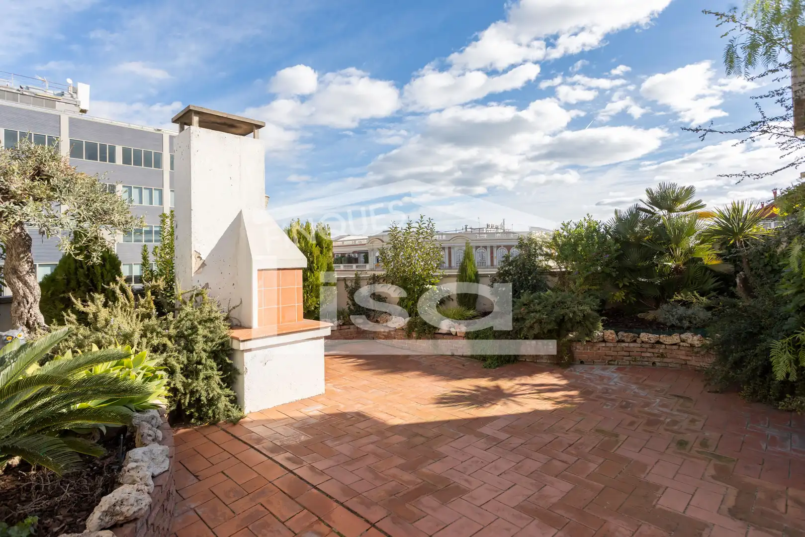 Terrassa de Dúplex en venda en Barcelona amb Aire condicionat, Jardí privat i Terrassa
