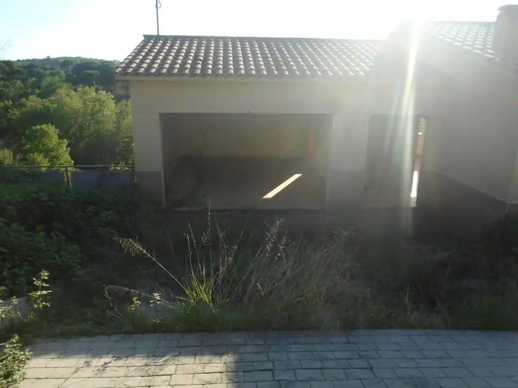 Edifici en venda a JUNIOR PARK, Riells i Viabrea