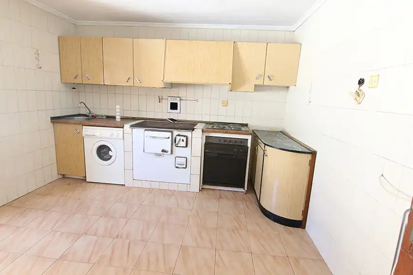 Cuina de Casa o xalet en venda en Asparrena amb Moblat i Balcó