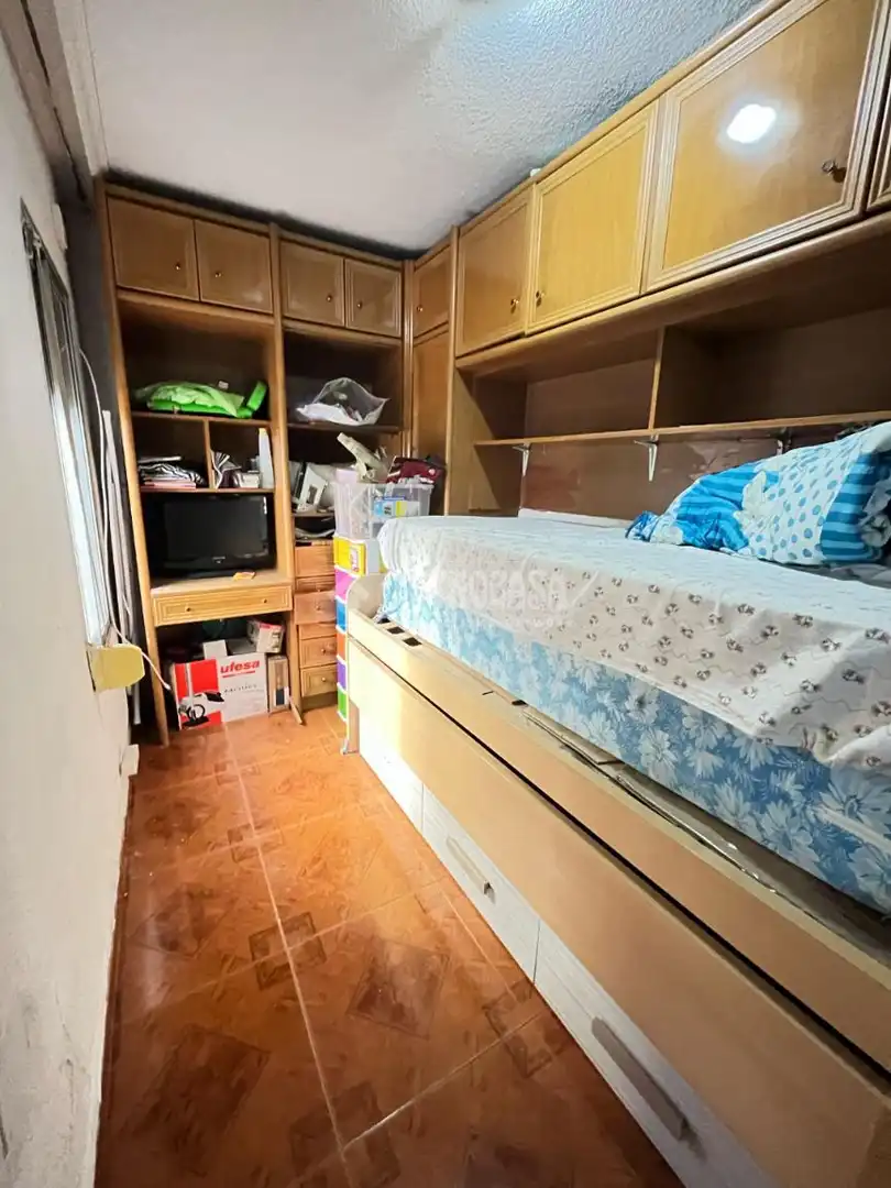 Schlafzimmer von Wohnung zum Verkauf in Madrid