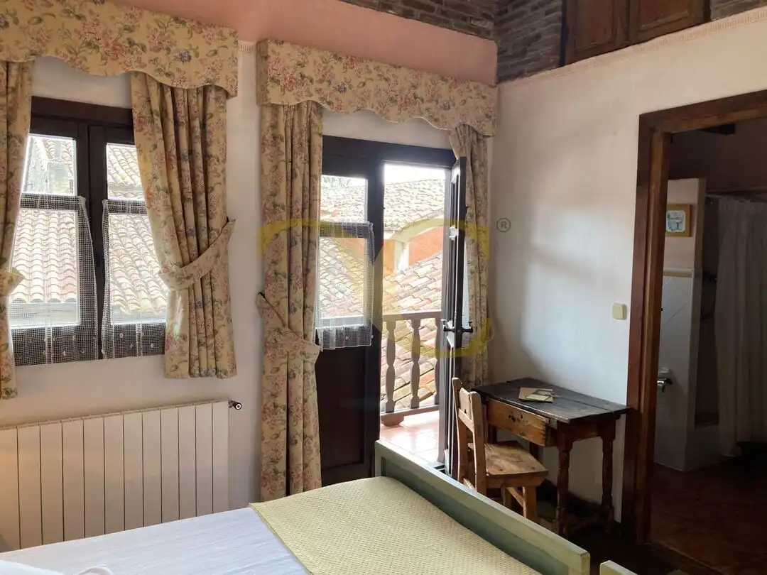 Bedroom of Houses for sale in Peñamellera Baja