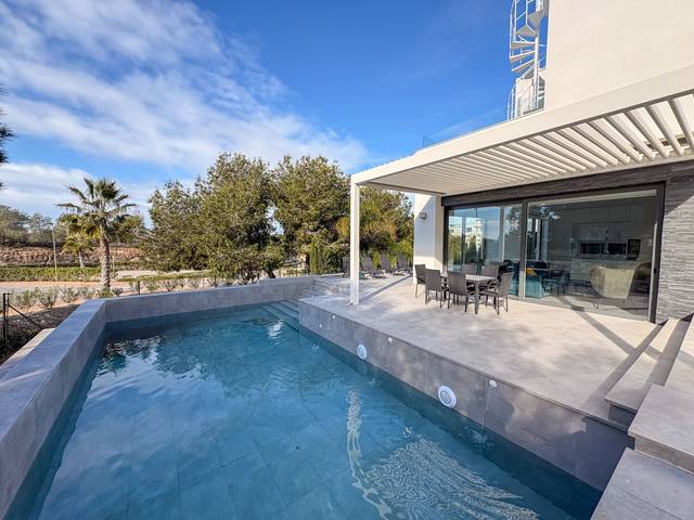 Casa-chalet en Alquiler en Lomas de Campoamor - Las Ramblas