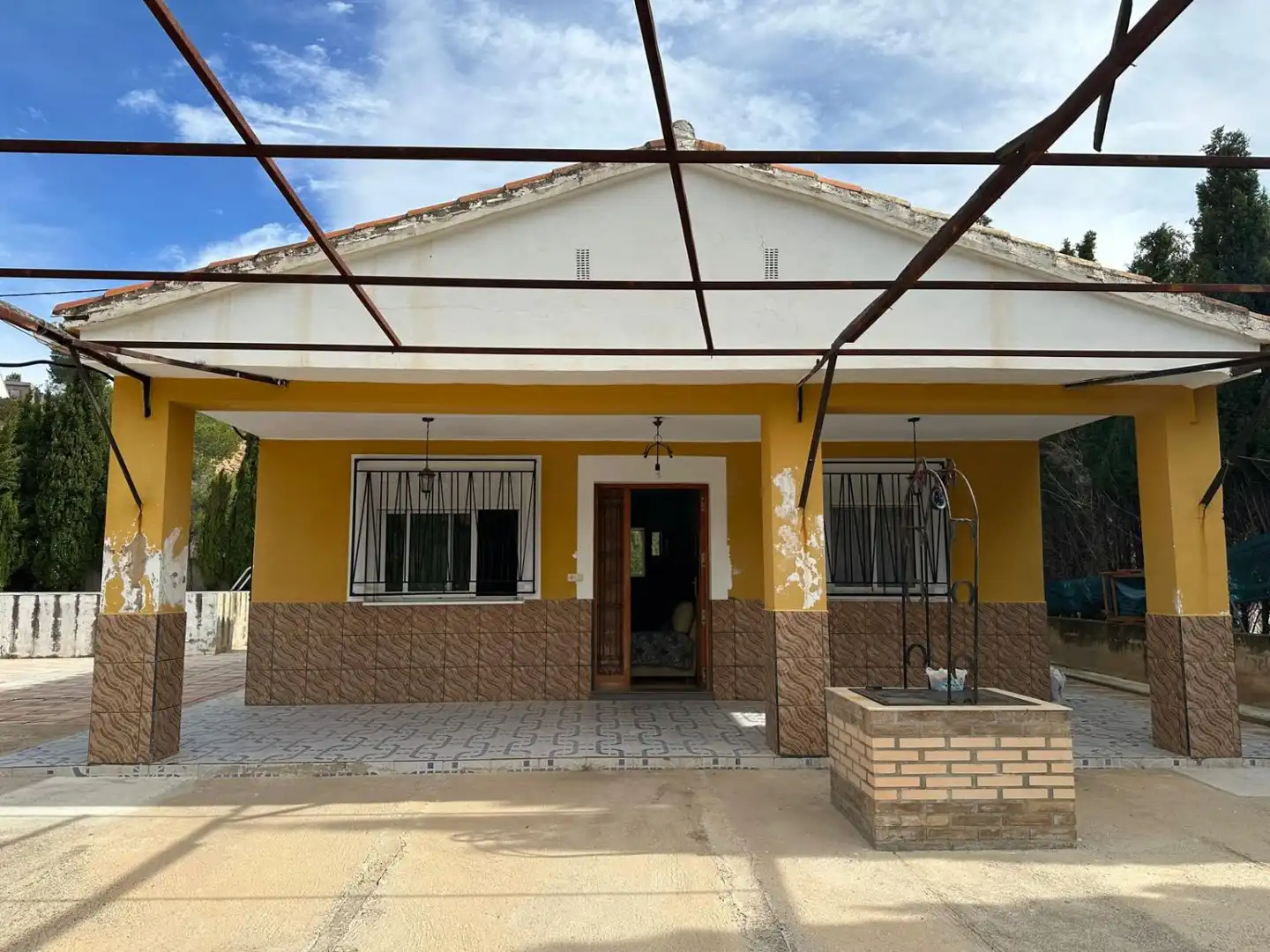 Vista exterior de Casa o chalet en venta en Macastre con Calefacción, Terraza y Trastero